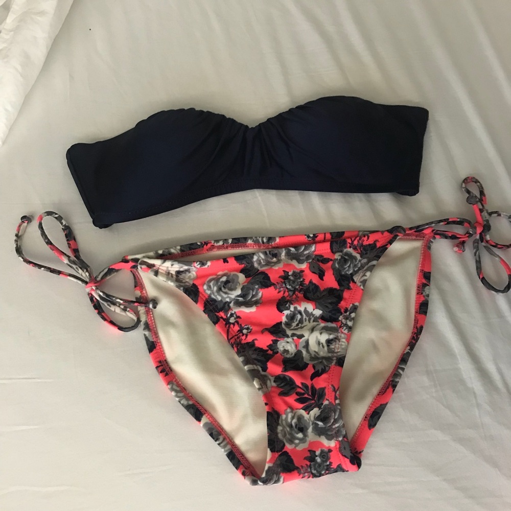 TARGET BIKINI